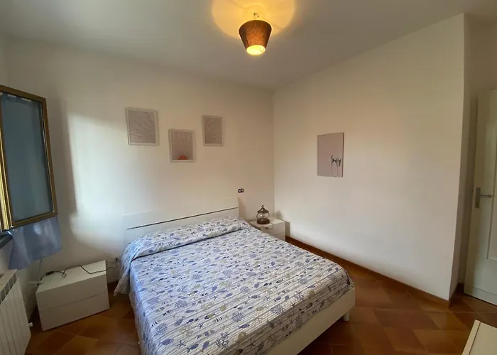 Relax Between Cinque Terre And Portofino * モネーリア